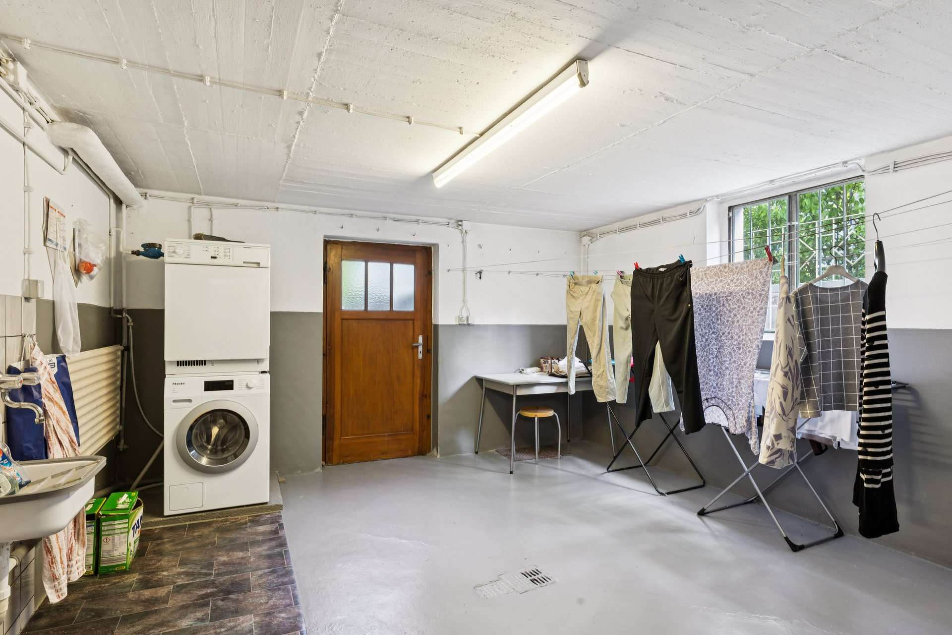 Dreifamilienhaus mit flexiblen Nutzungsmöglichkeiten und ruhigem Wohnumfeld in Bochum-Harpen in Bochum – Ansicht 30
