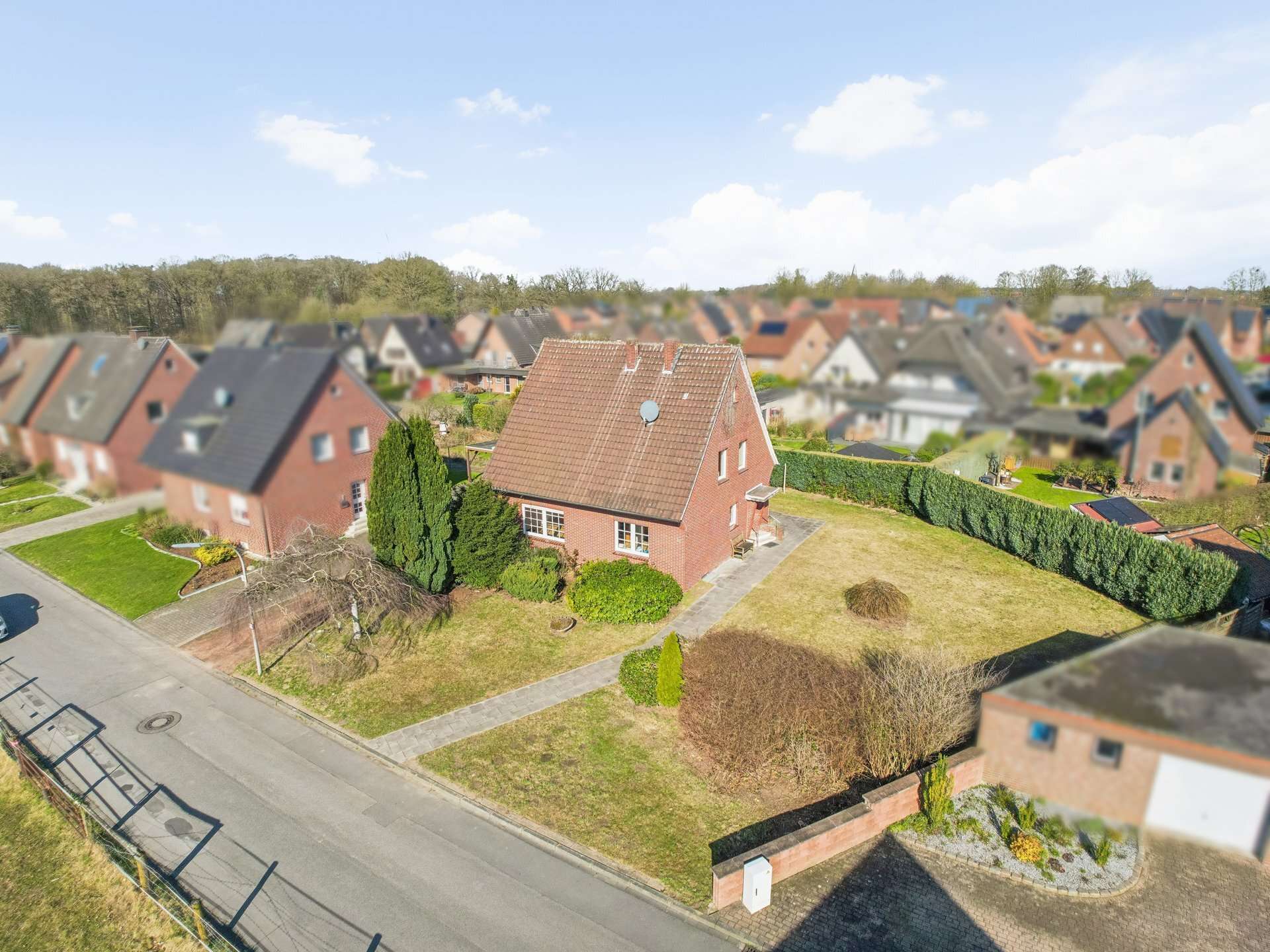 Viel Platz für die Familie – Freistehendes Haus mit Garten & Garage auf Erbbaurechtsgrundstück in Lembeck – Ansicht 18