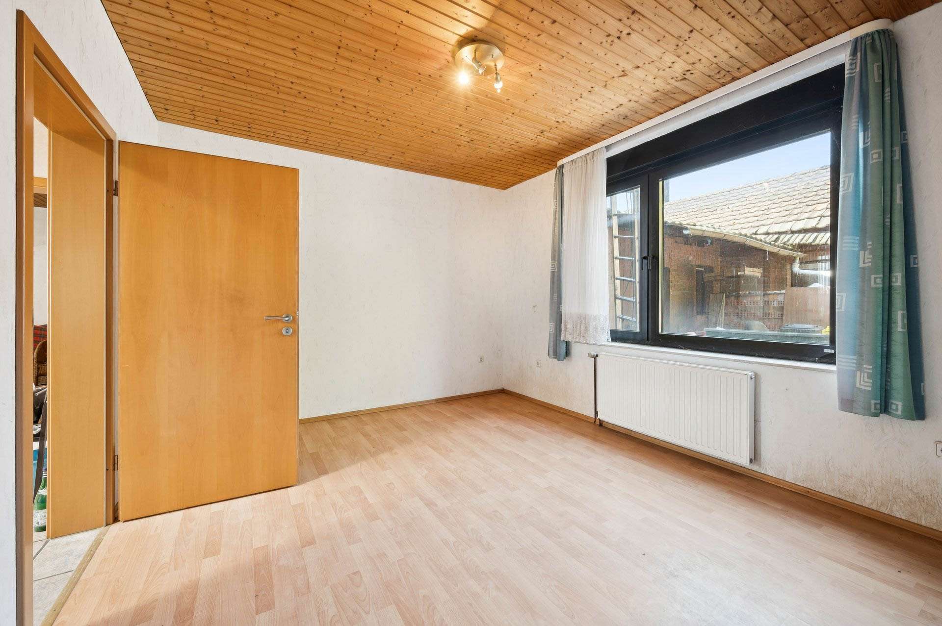 Großzügiges Einfamilienhaus mit weitläufigem Grundstück und viel Potenzial in Grefrath in Grefrath – Ansicht 13