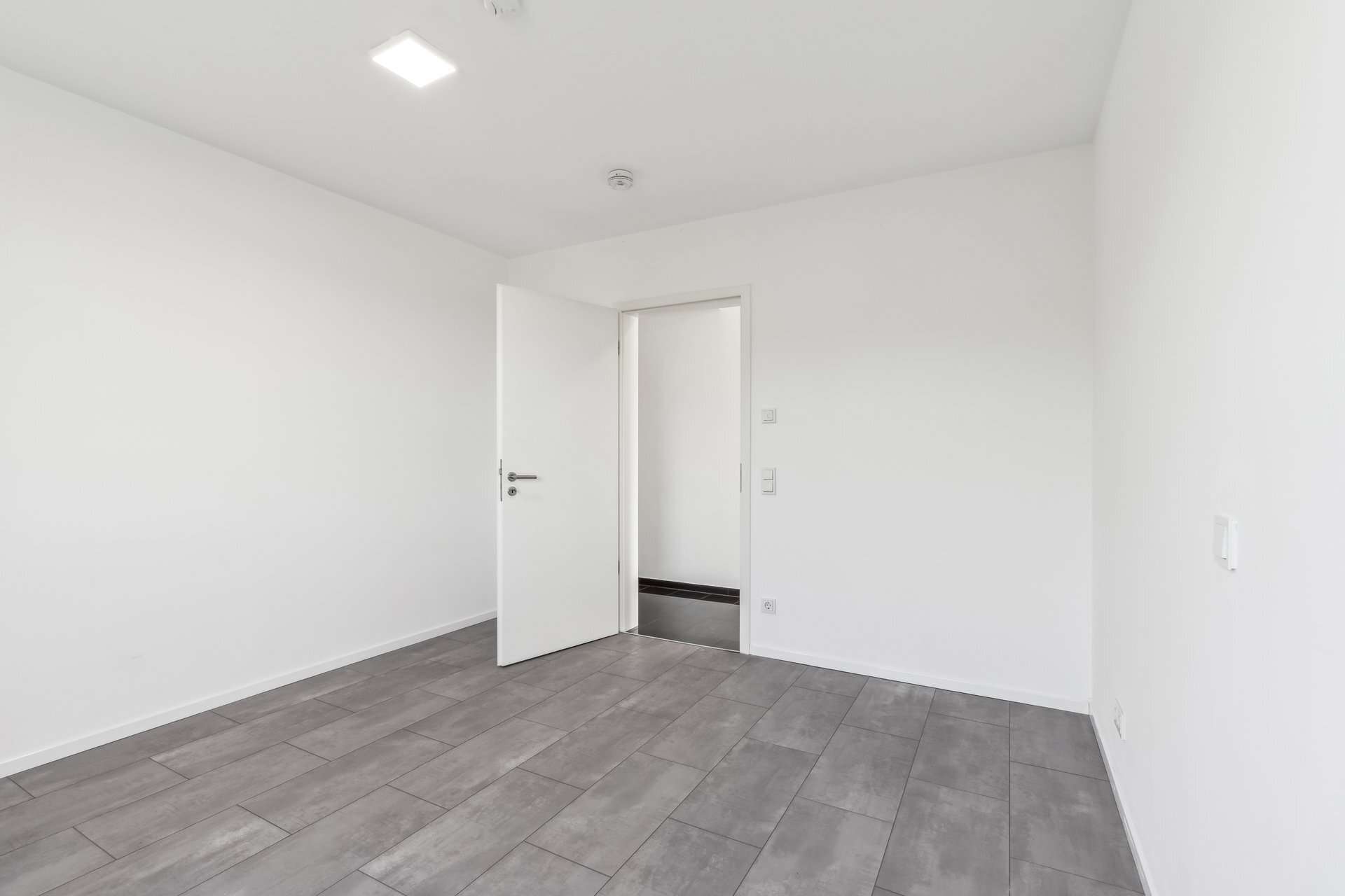 Wohnen mit Weitblick: Helle Etagenwohnung mit Aufzug, großem Balkon, Feldpanorama und Stellplatz in Dorsten – Ansicht 8