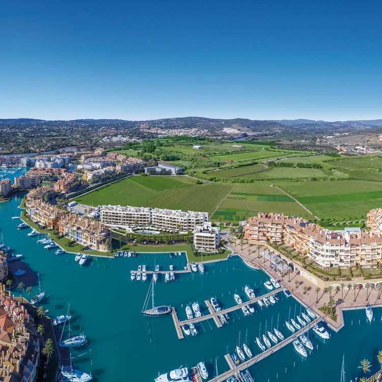 Square marina