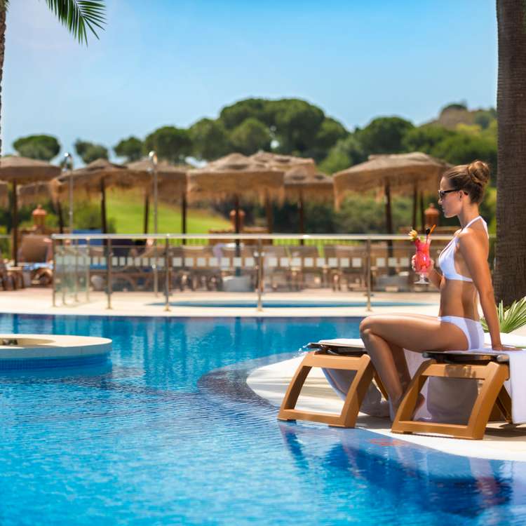 Resort-Pool