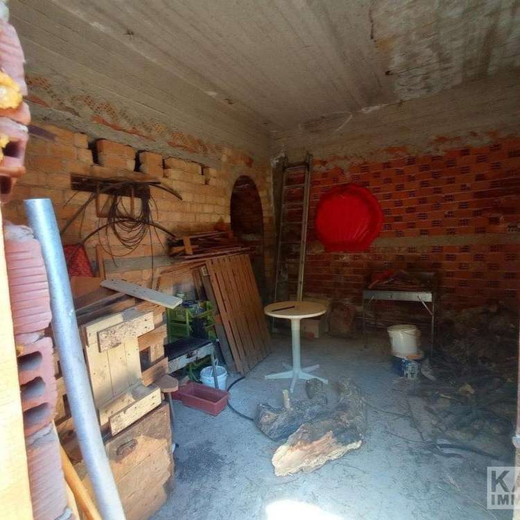 Keller