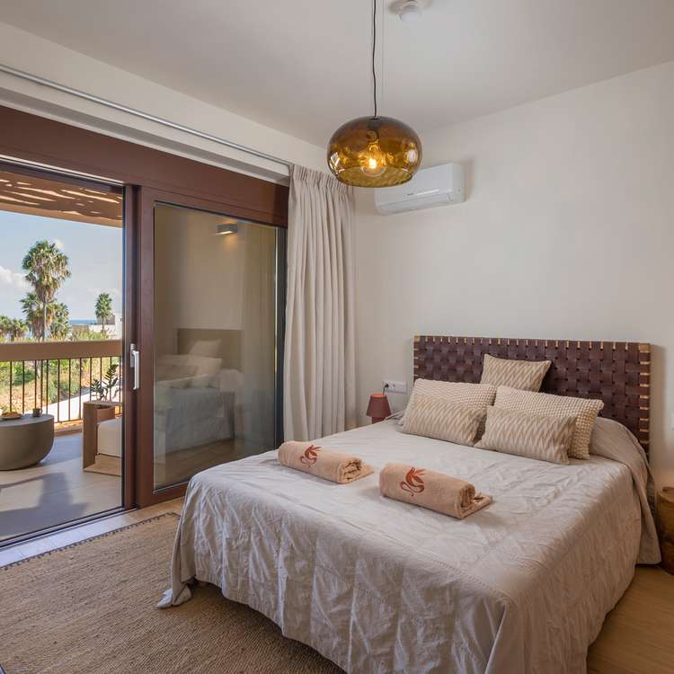 Square olive%20courtyard%20collection%20007