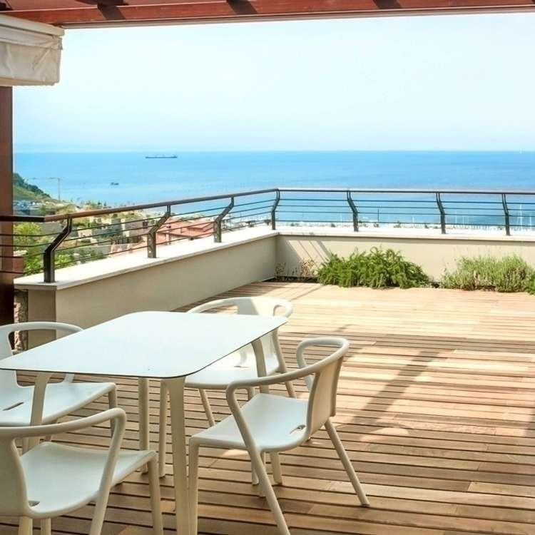 Terrasse mit Ausblick