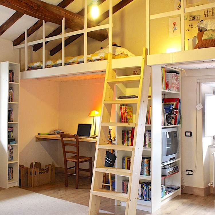 Modernes Farmhaus mit 4 Apartments, Wald und | Kaste Immobilien