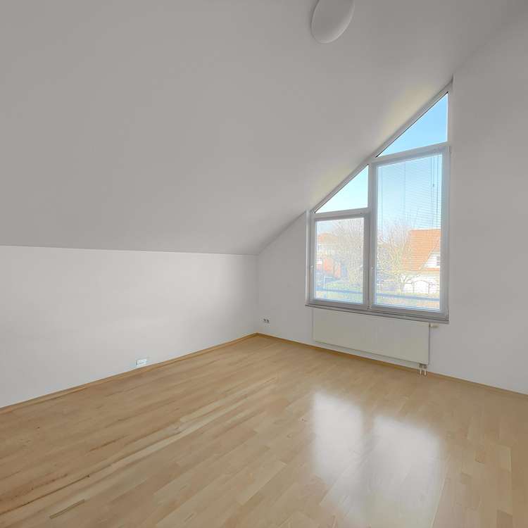 Schlafzimmer 02