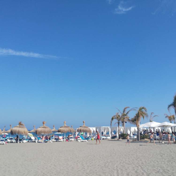 Square strand