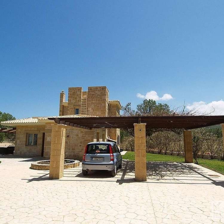 Carport
