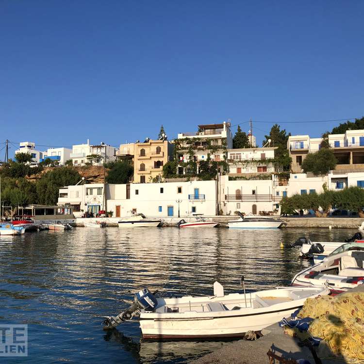 Hafen Makrigialos