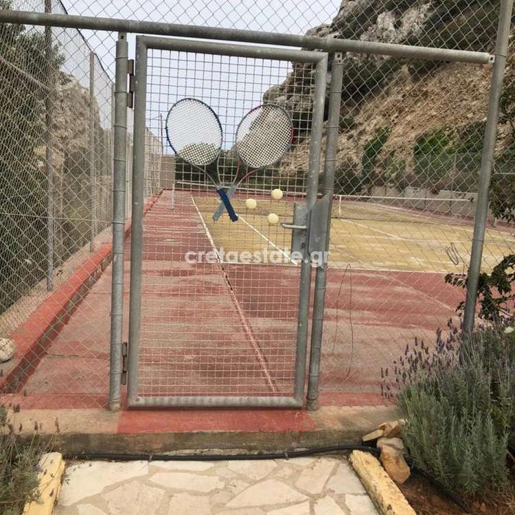 Tennis