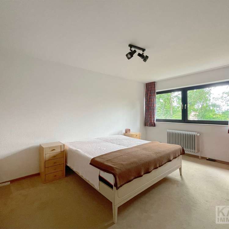 Schlafzimmer 02