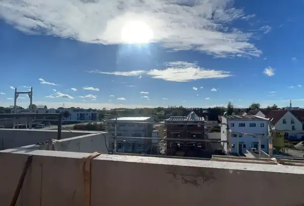 QQI: MEISTERSTÜCK Bergblick inklusive! Penthouse 3-Zimmer, Dachterrasse mit atemberaubendem Südblick