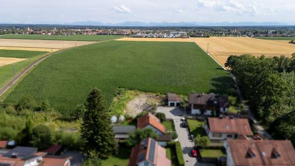 QQI: Grundstück am Feld in Höhenkirchen-Siegertsbrunn