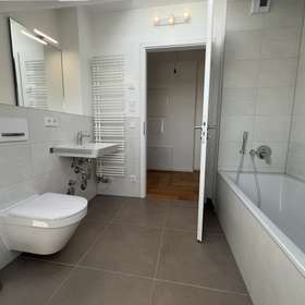 Bad mit Badewanne