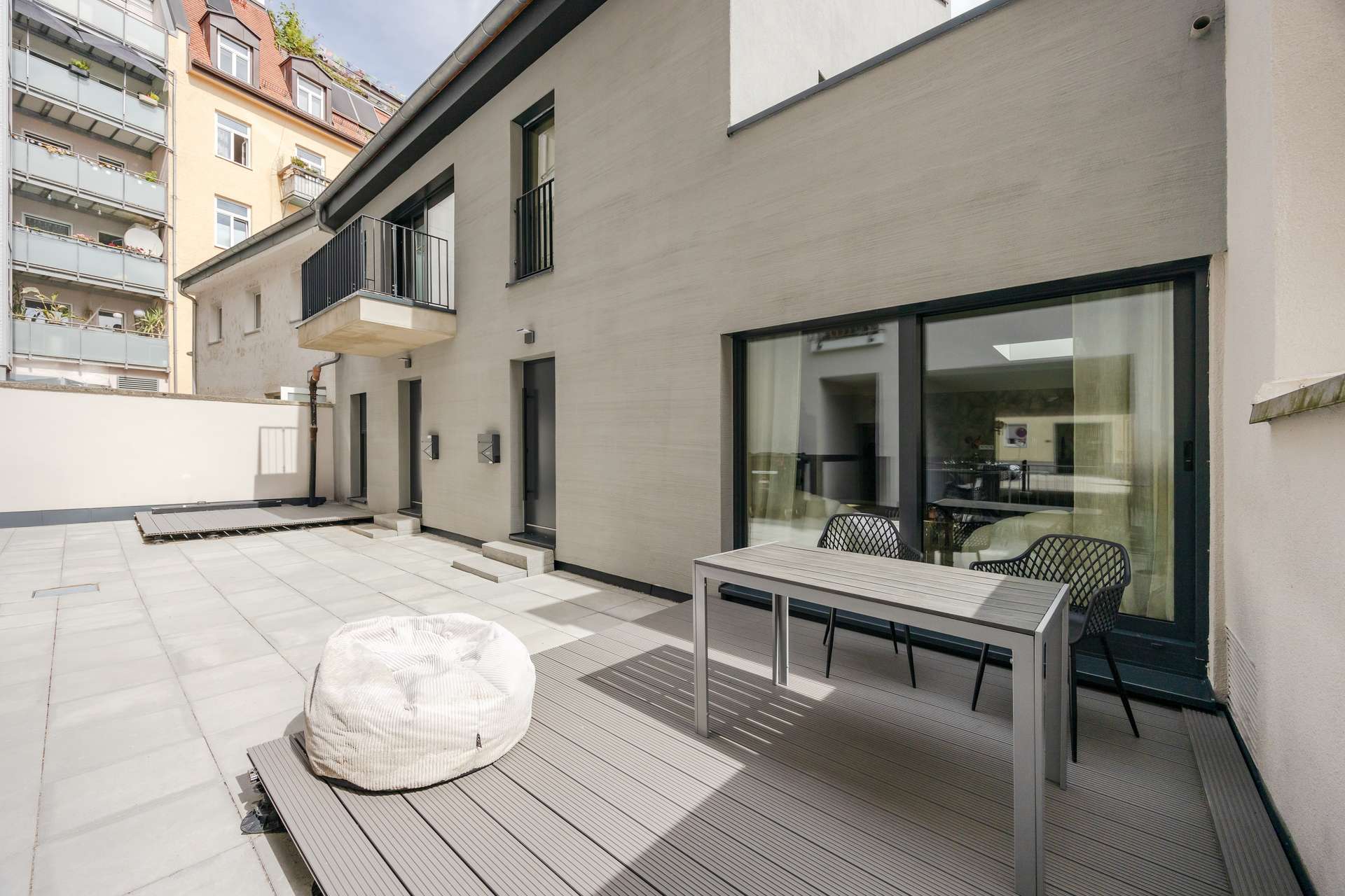 Terrasse Innenhof