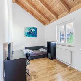 Schlafzimmer rechts