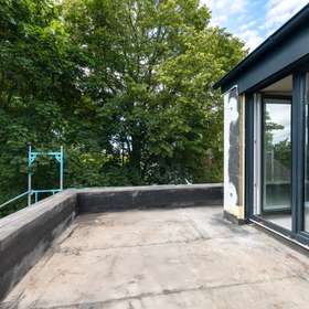 Umlaufende Dachterrasse