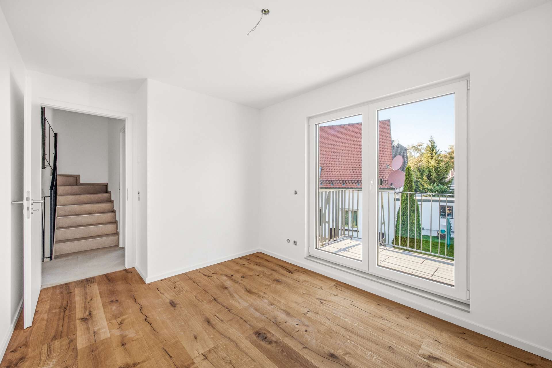 Zimmer mit Balkon 1. OG