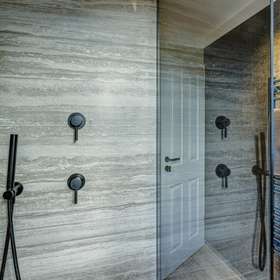 Dusche