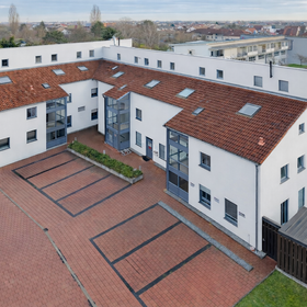 Fassade neu + Fenster Grau, Rückansicht