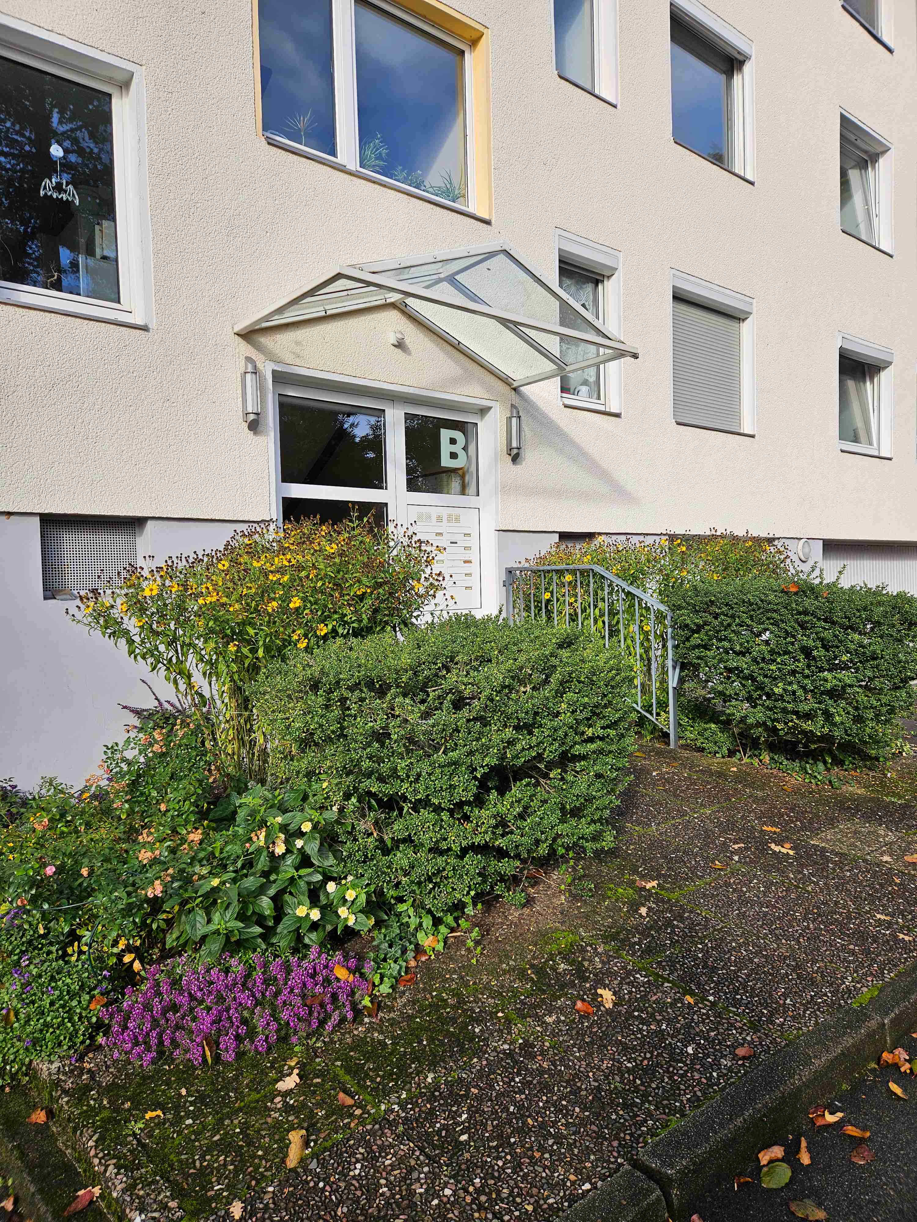 Charmante zwei Zimmer-Wohnung in Langenhagen, mit dazugehöriger Garage