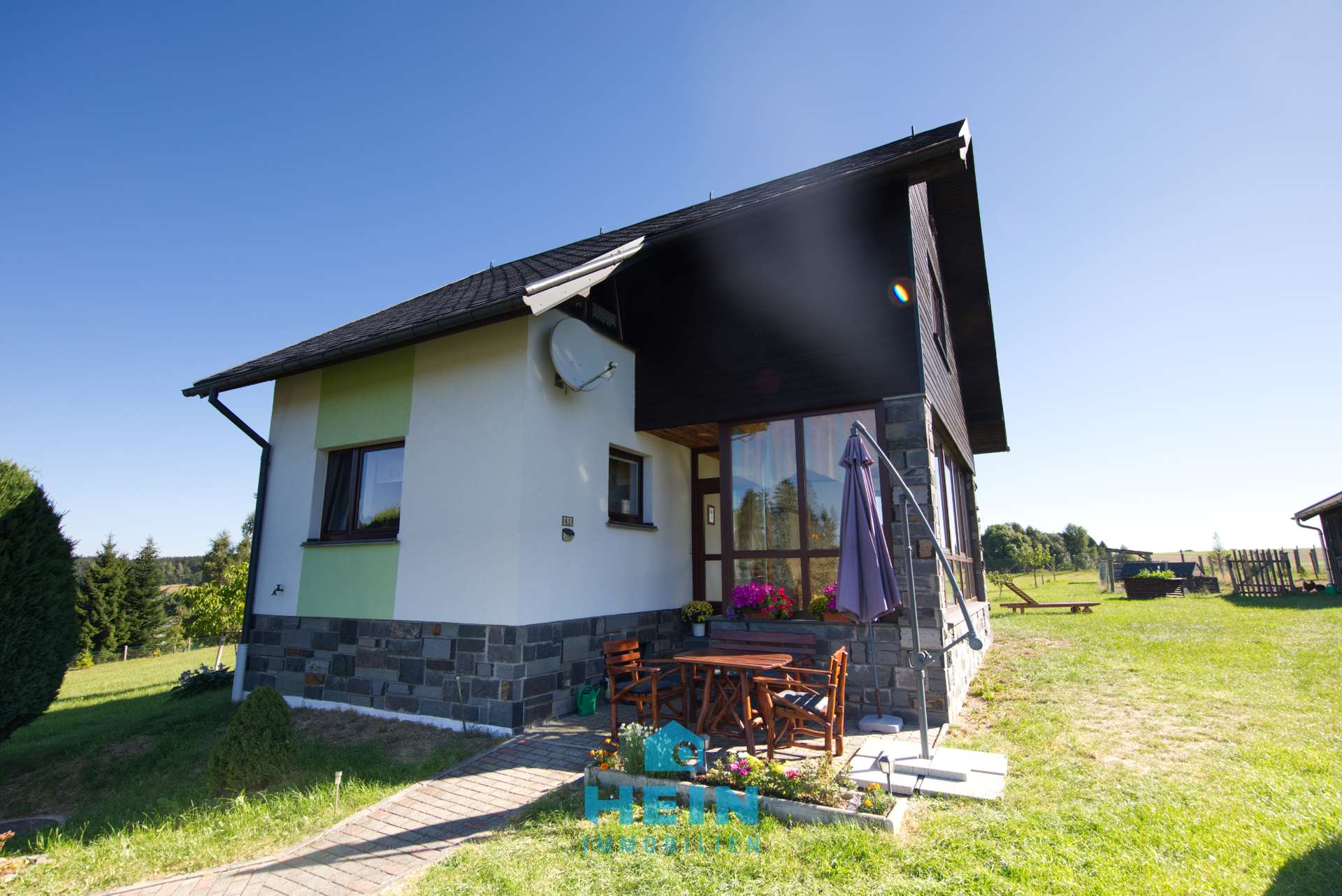 Natur, Ruhe und Komfort – Ihr Zuhause mitten im Grünen!