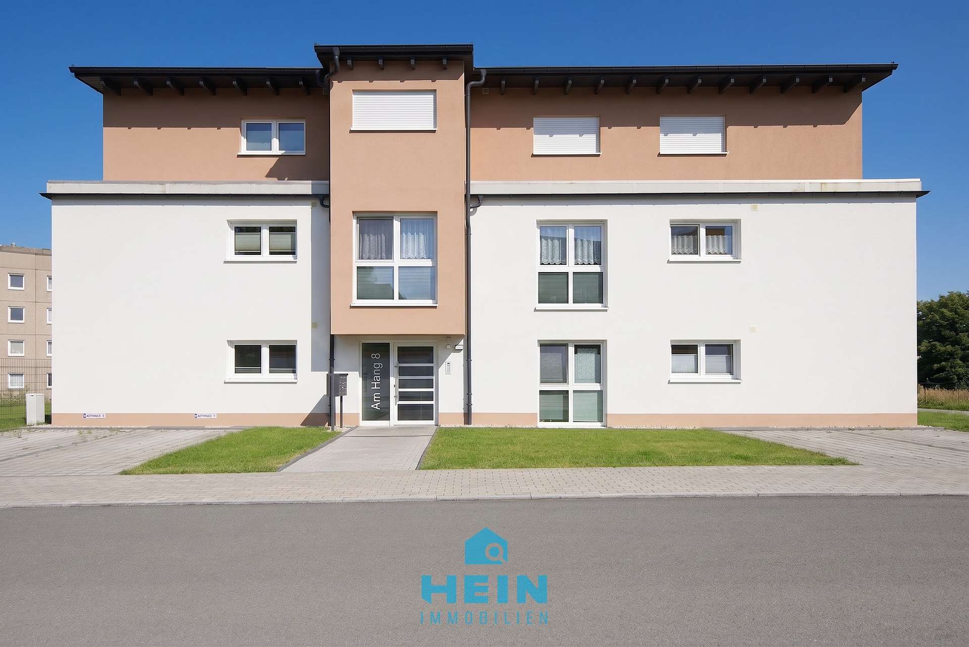 Modernes Wohndesign in der Perle des Erzgebirges: Wohntraum mit Garten, Balkon und Terrasse!