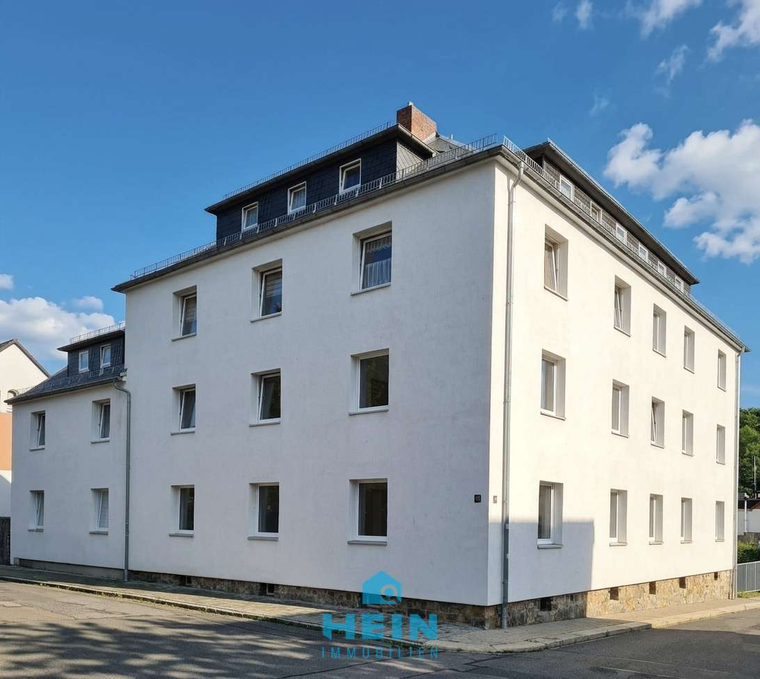 Interessante Kapitalanlage! Lichtdurchflutete, vermietete 3-Zimmer-Wohnung in Meerane