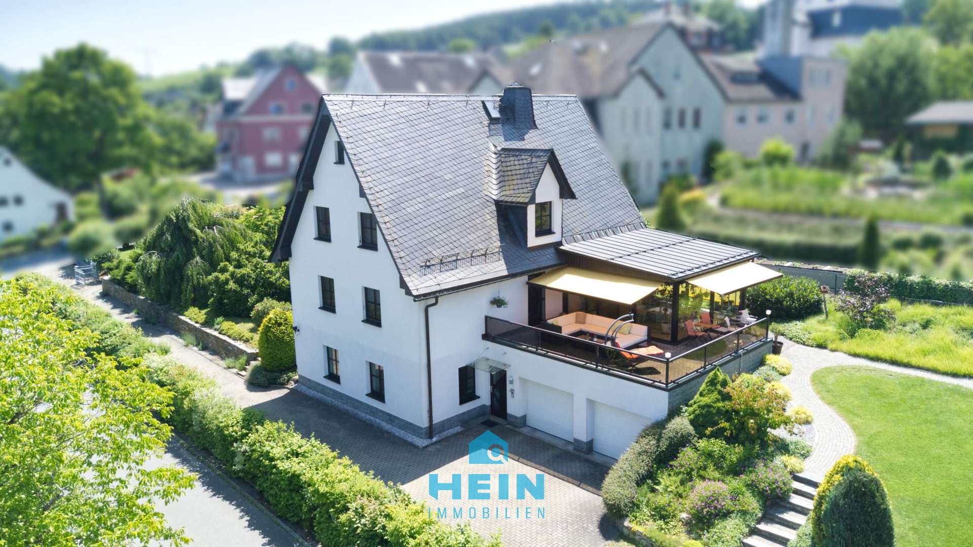 Raum für Träume: Beeindruckendes Architektenhaus mit Gartenparadies