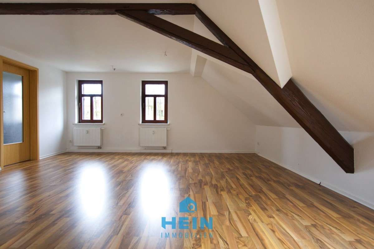 Moderne 2 Raum-Dachgeschosswohnung in Alberoda - einziehen und wohlfühlen