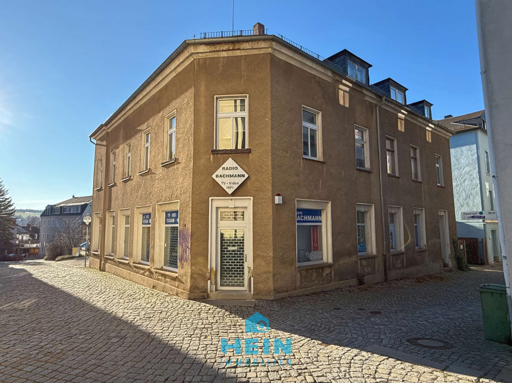 Wohn- und Geschäftshaus in zentraler Lage von Schneeberg