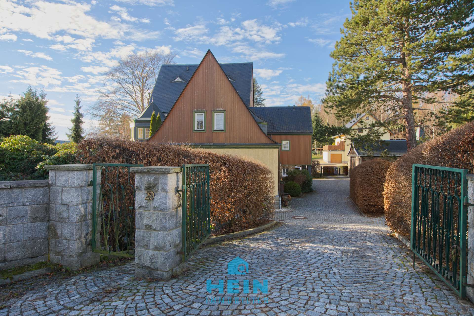 Ein Erzgebirgsjuwel voller Licht, Charme und Geborgenheit - 5-Raumwohnung in Beierfeld