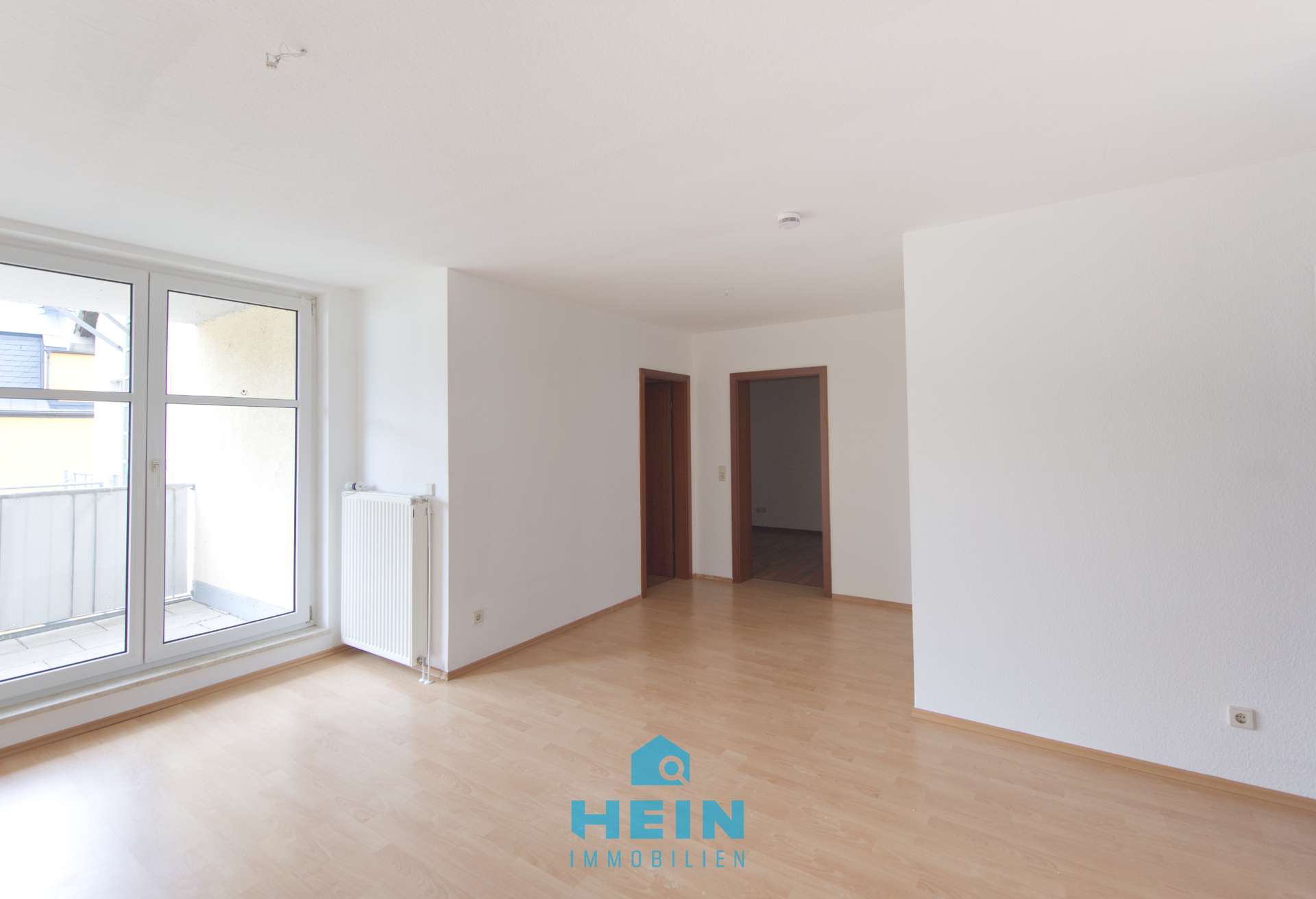 Helle, gut geschnittene Wohnung mit Balkon und angenehmer Wohnatmosphäre