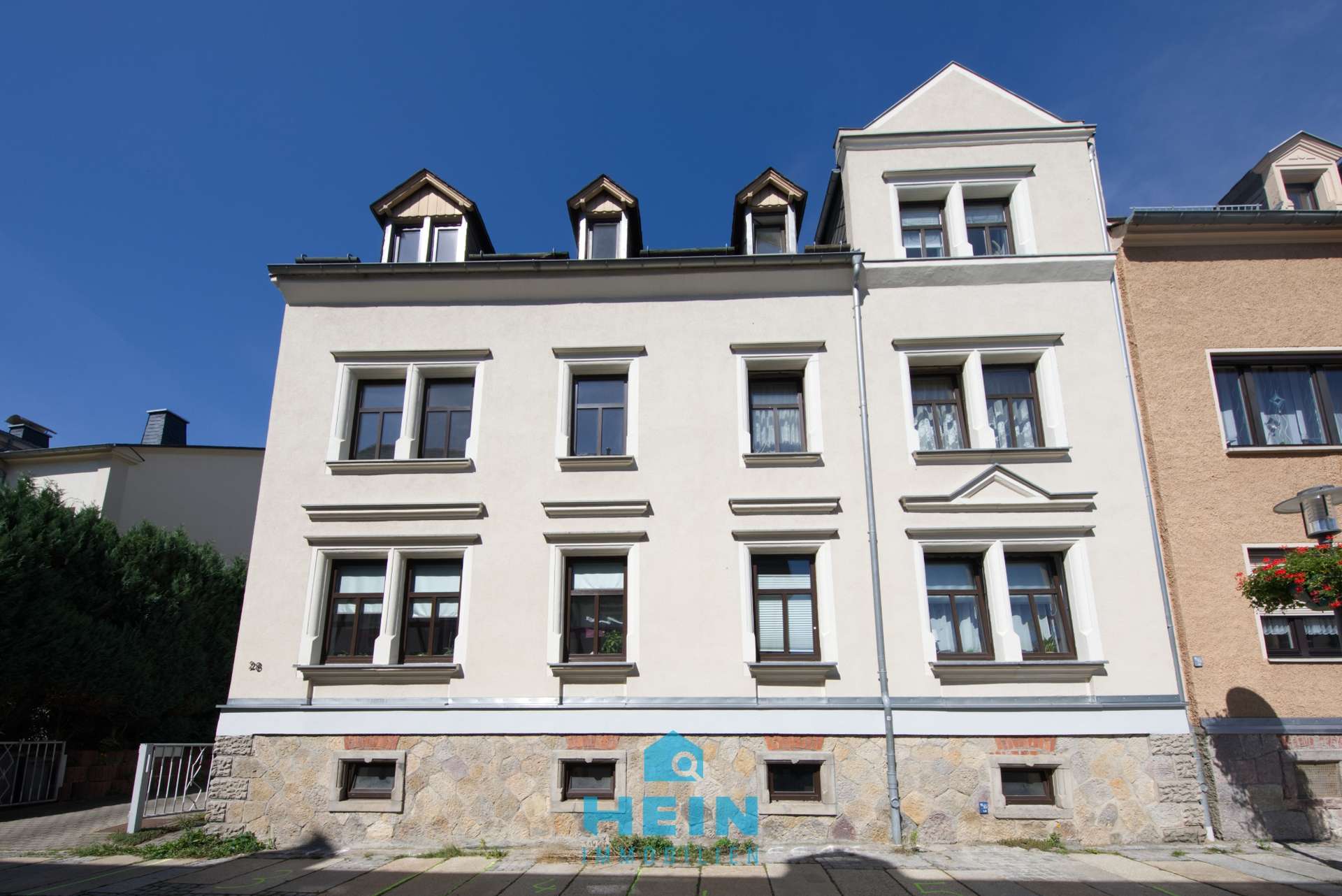 Helle 3-Raum-Maisonettewohnung im Dachgeschoss – zentral in Stollberg