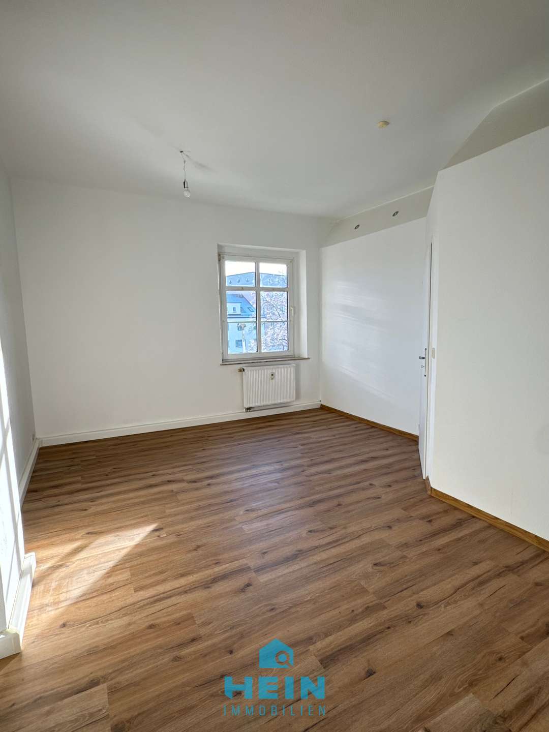 Frisch sanierte Wohnung mit Pkw-Stellplatz in Marienthal!