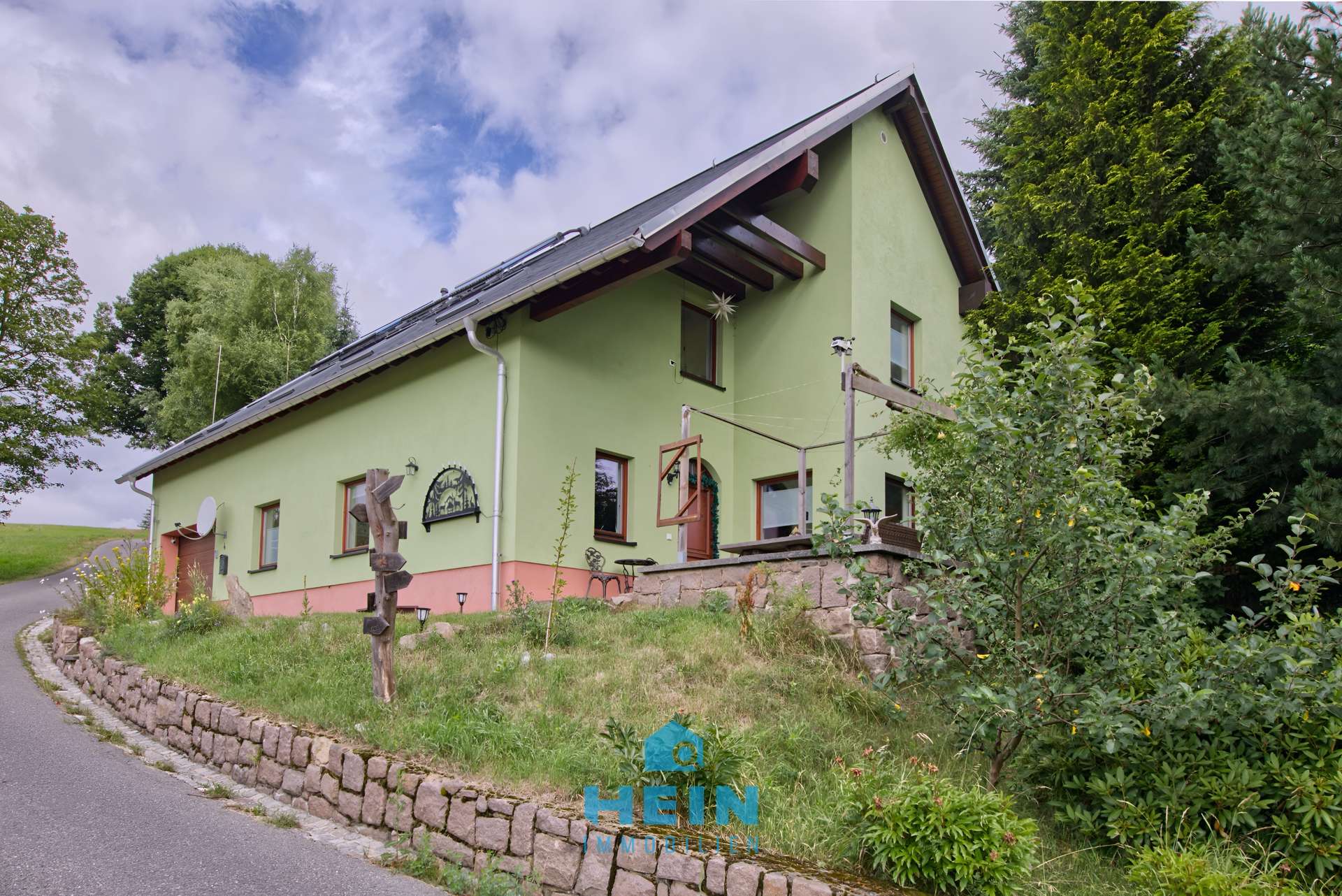 Modern, nachhaltig, naturnah – Einfamilienhaus für Familien mit Weitblick!