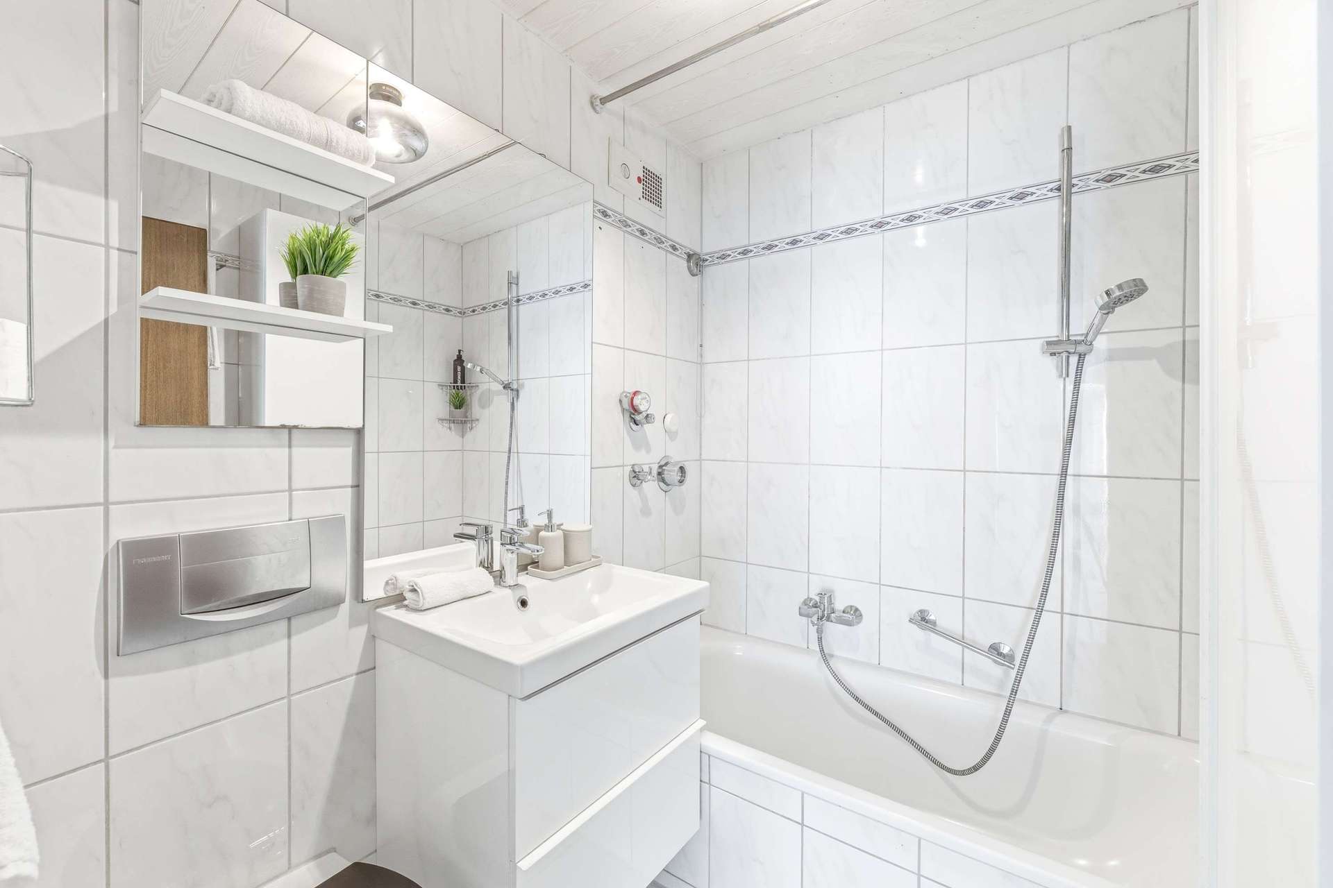 10 zweites Badezimmer