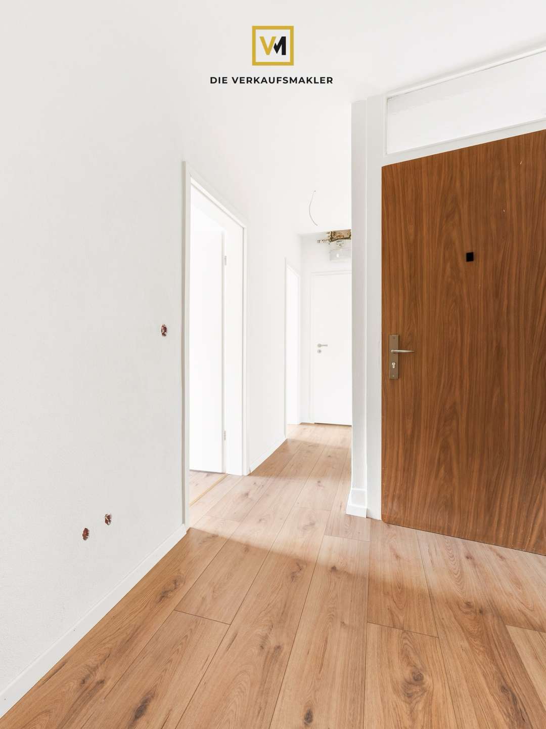 Diele mit Wohnungstür