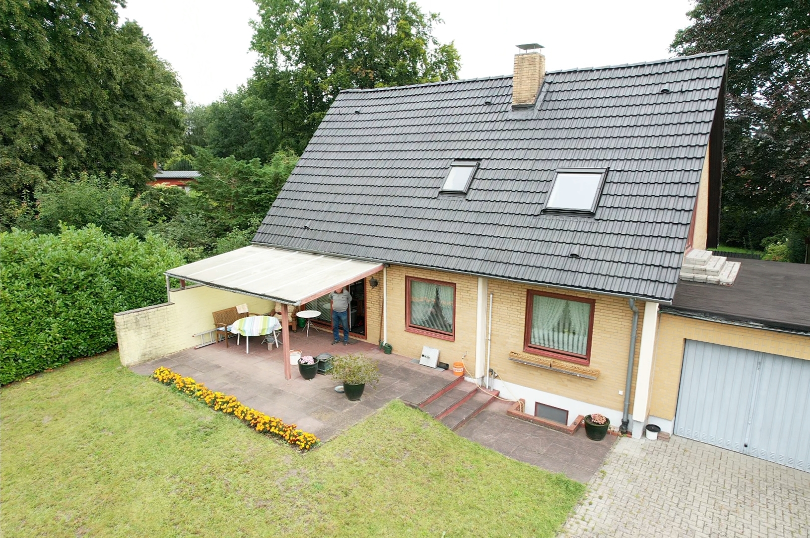 Slide Image