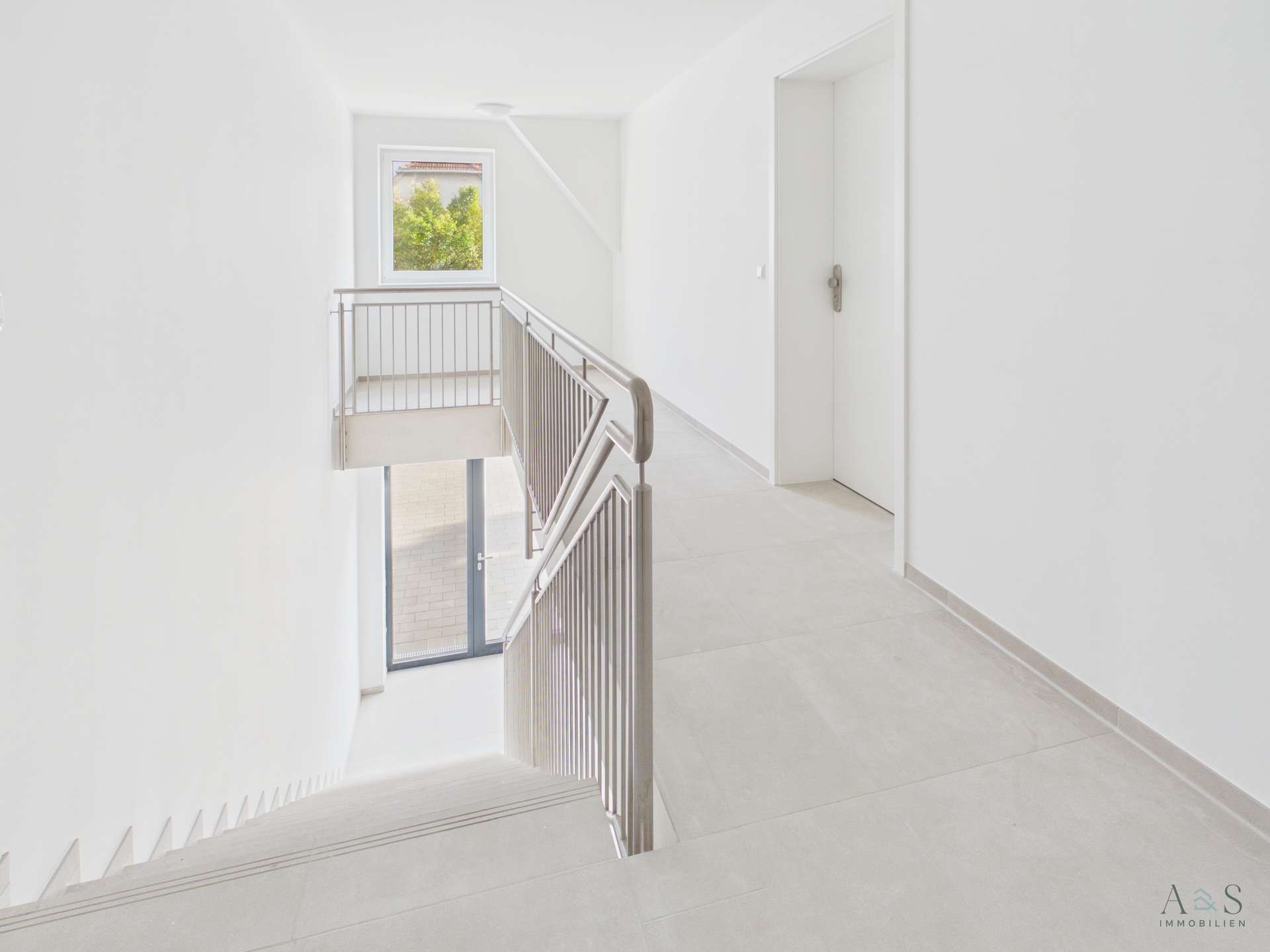 Treppenhaus-1.OG