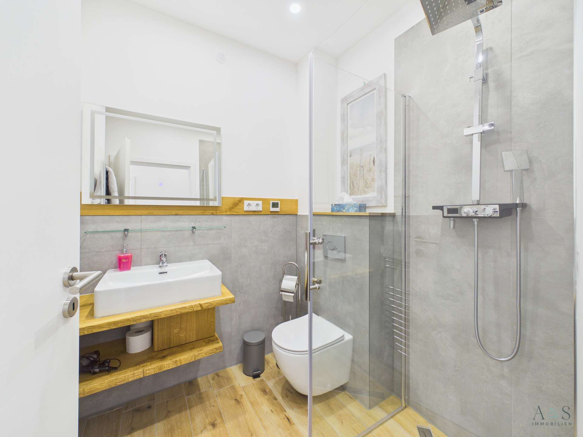 Zweizimmer Apartment Badezimmer