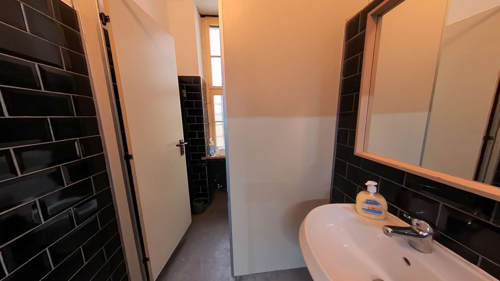 EG_Gewerbe_Damen-WC