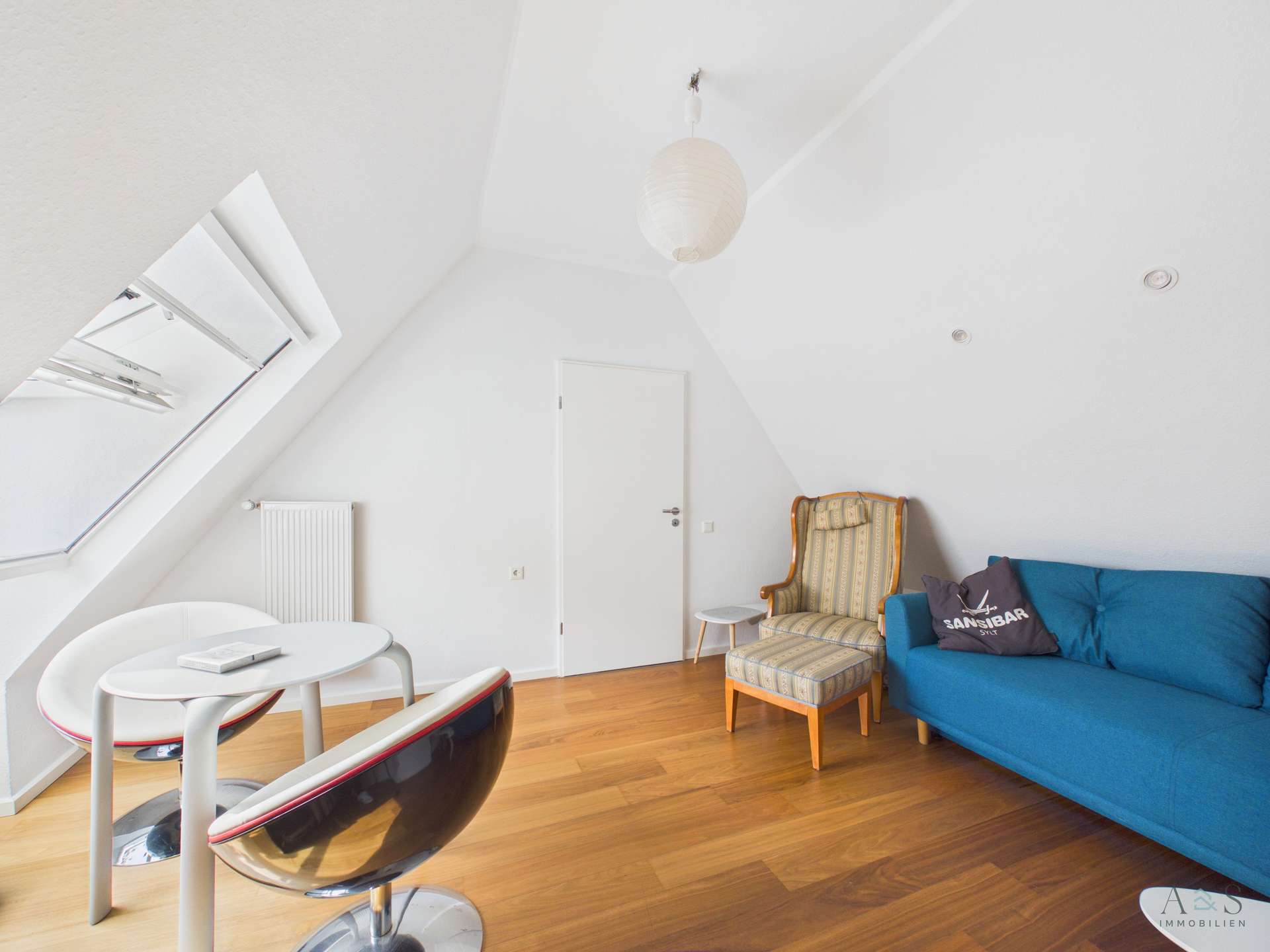 Wohnzimmer DG
