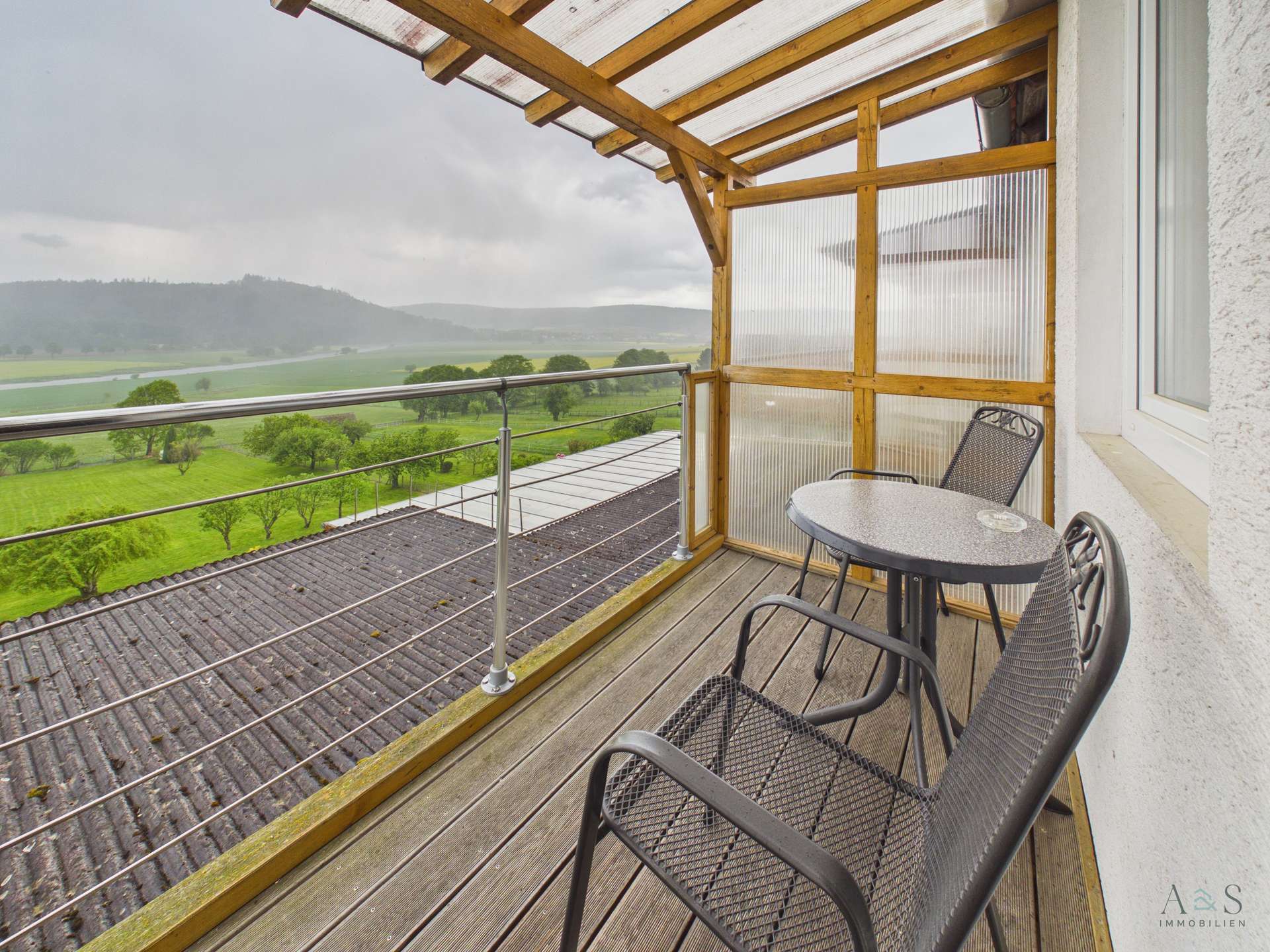 Balkon mit Weserblick