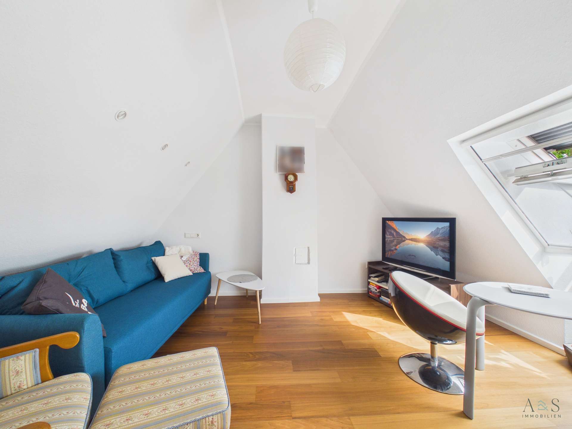Wohnzimmer DG