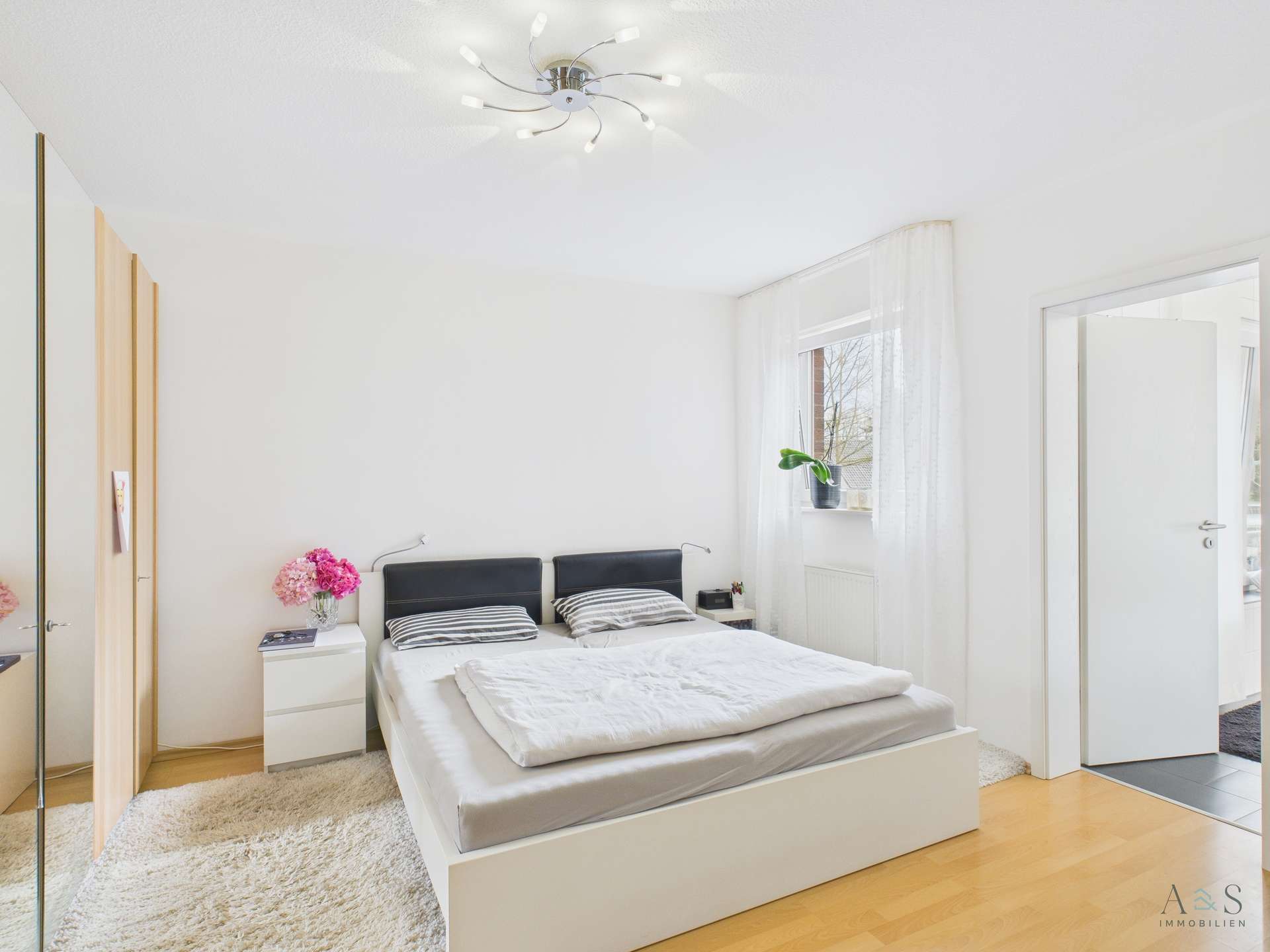 Schlafzimmer OG