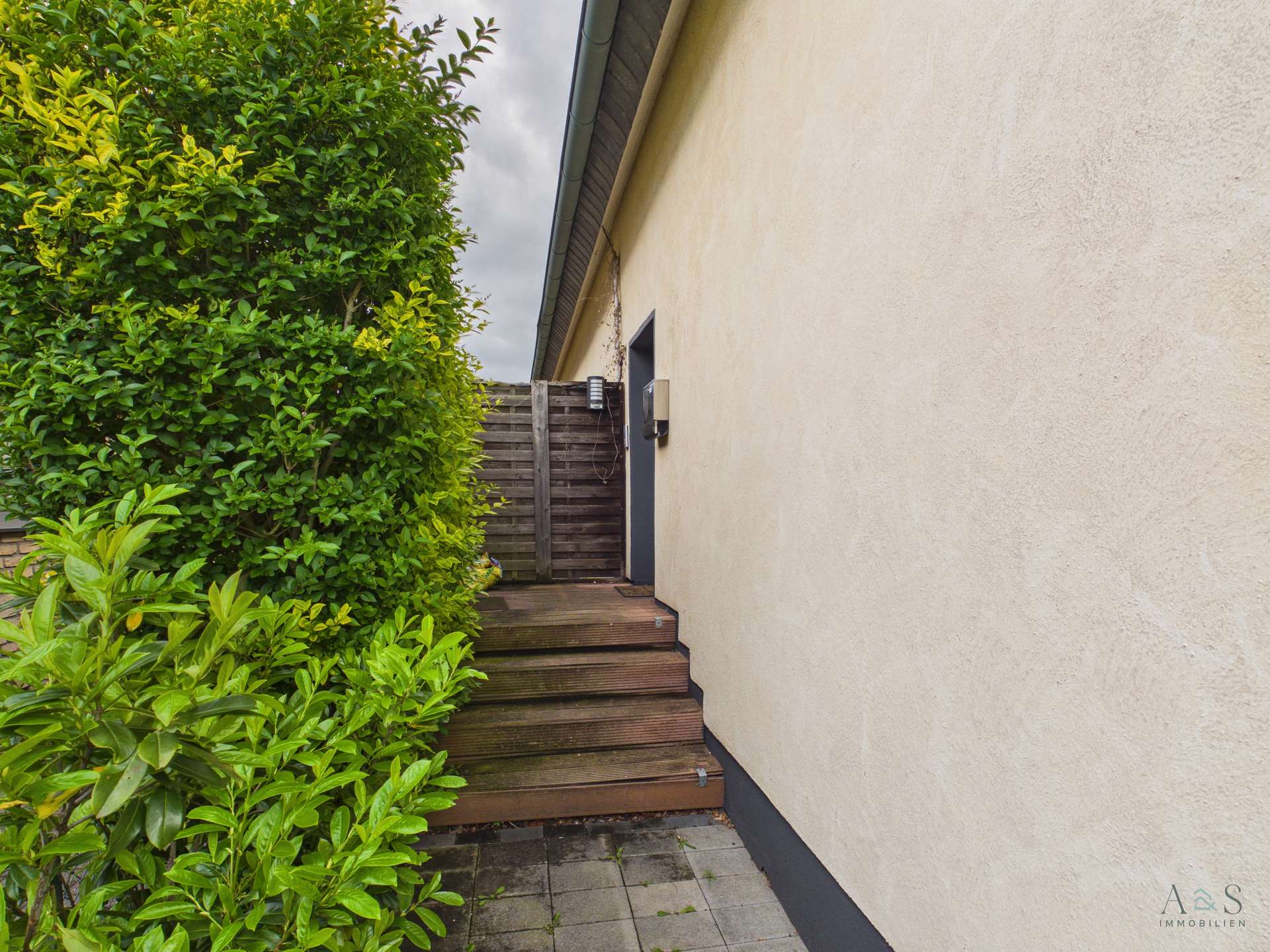 Seiteneingang Wohnung OG