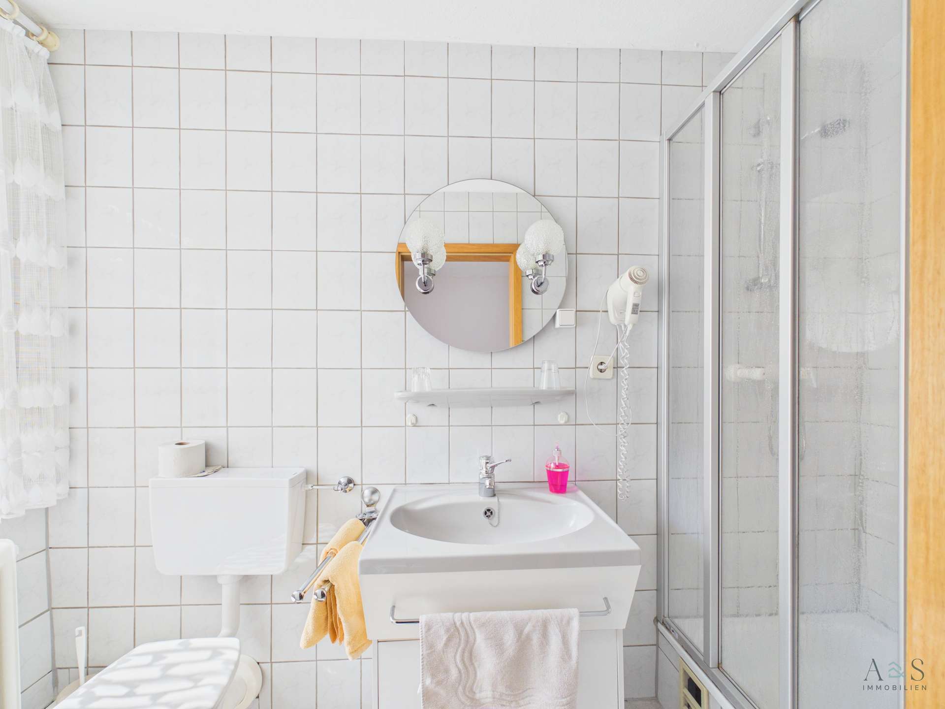Bad zum Gästezimmer