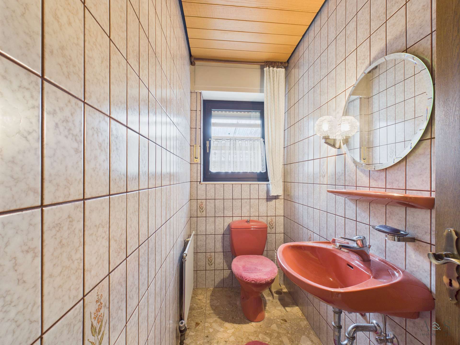 Gäste-WC EG